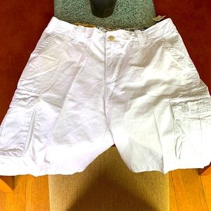 Aeropostale mens white cargo shorts